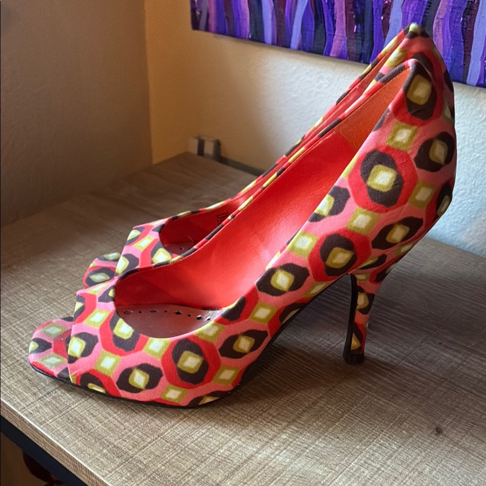 BCBGirls Vibrant Geometric Peep-Toe Heels
